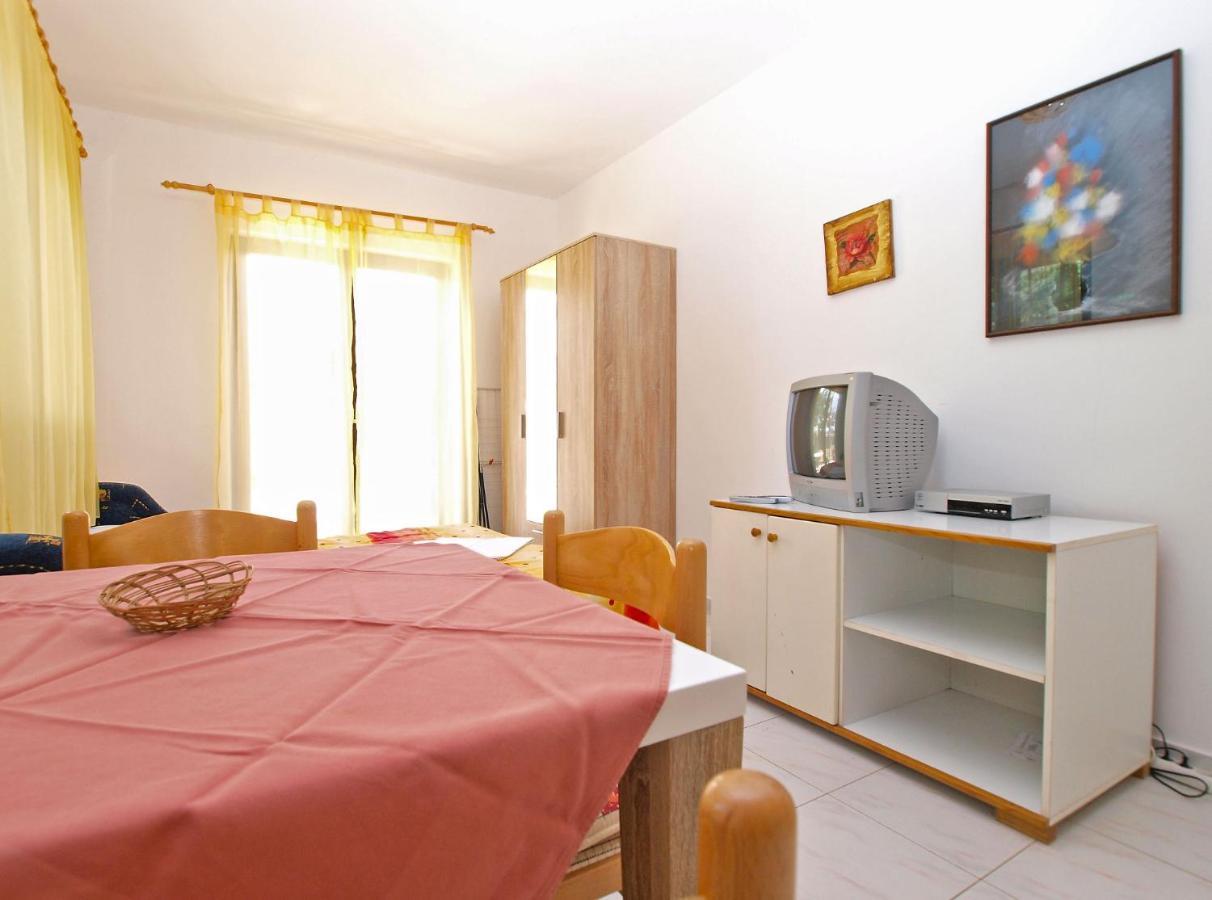 Apartments Puntizela 727 بولا المظهر الخارجي الصورة