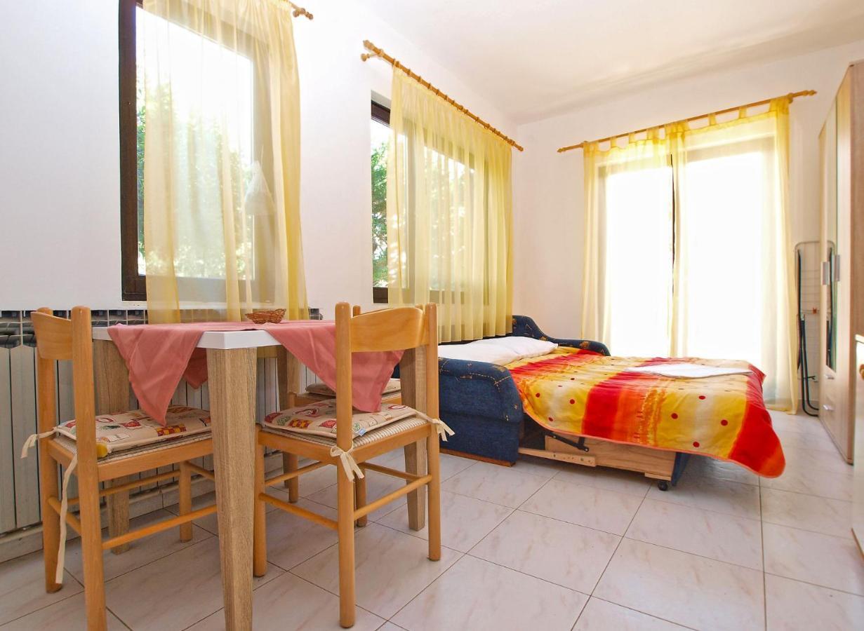 Apartments Puntizela 727 بولا المظهر الخارجي الصورة