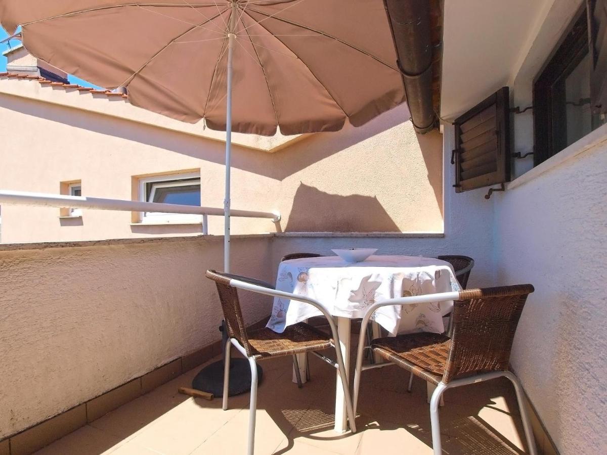 Apartments Puntizela 727 بولا المظهر الخارجي الصورة